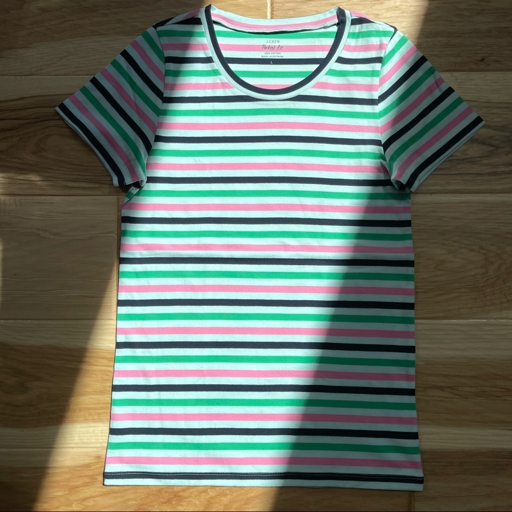J CREW , NEW, WOMEN'S TEE-SHIRT.